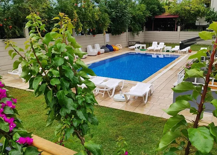 Luxury With Pool * Side