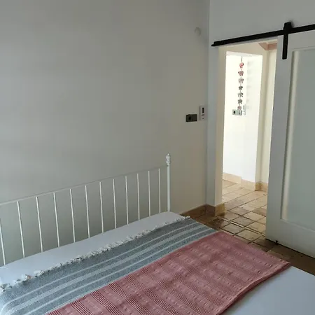 Luxury With Pool Vilă Side