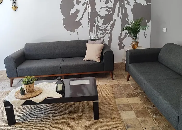 فيلة Luxury With Pool